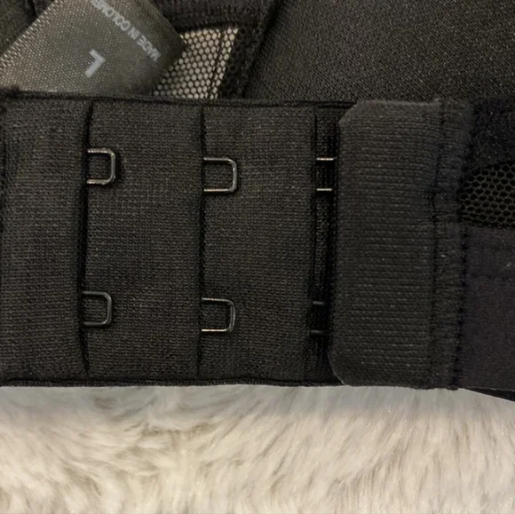 Black Triangle Bralette - Picture 4 of 7